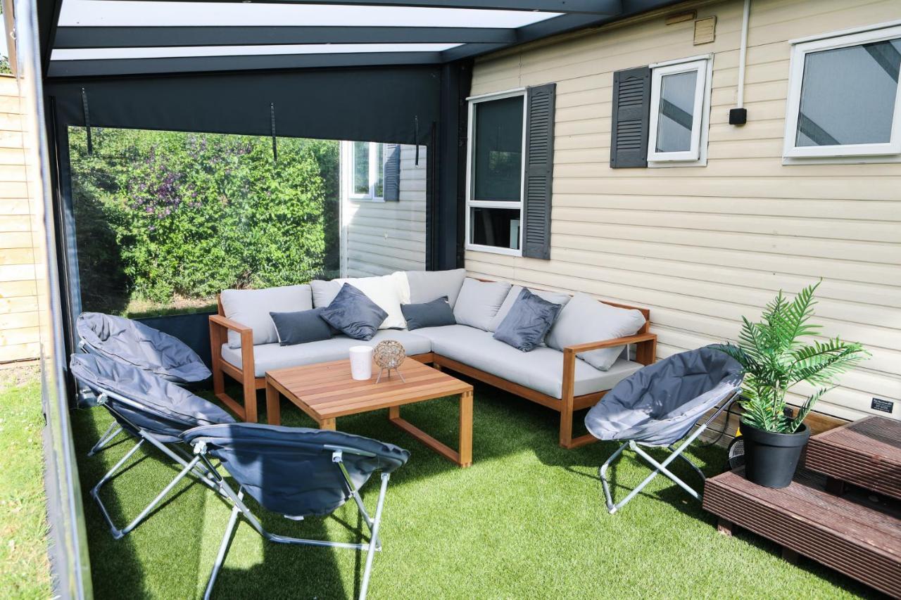 Chalet Op 5* Camping De Paardekreek Kortgene Esterno foto