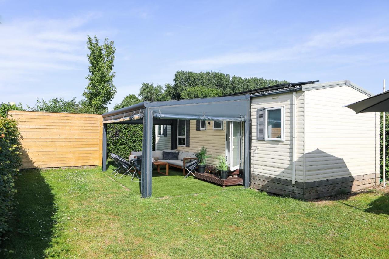 Chalet Op 5* Camping De Paardekreek Kortgene Esterno foto
