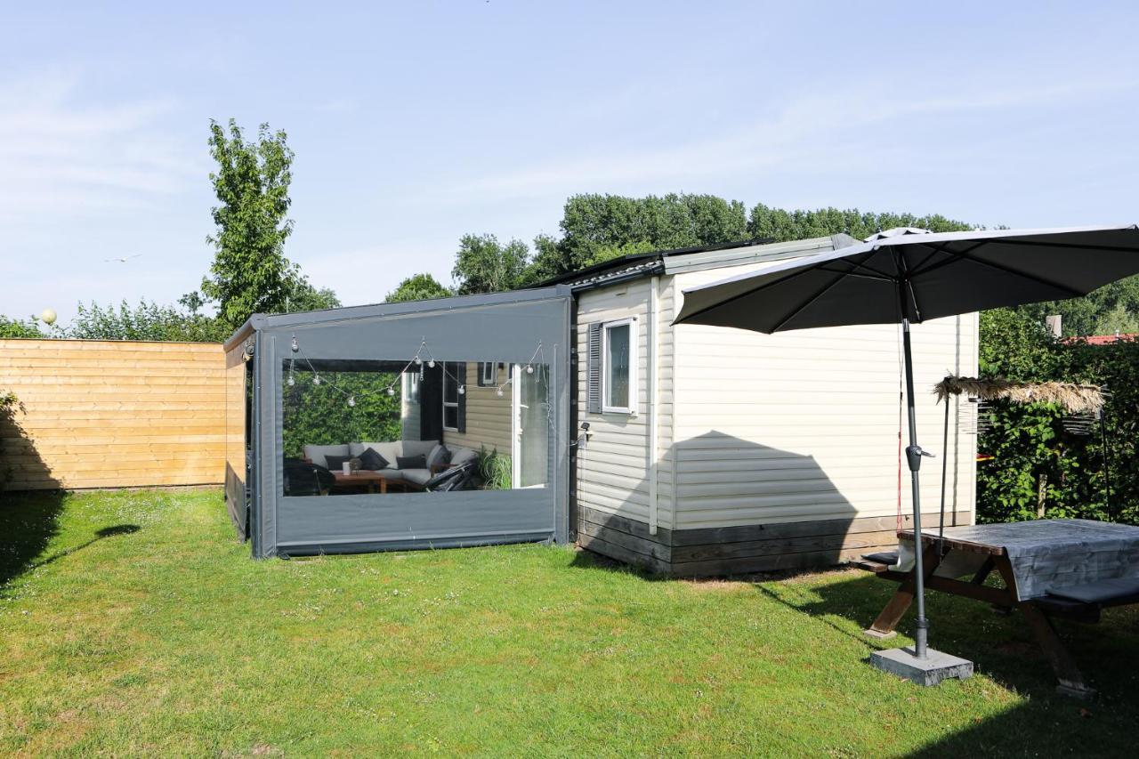 Chalet Op 5* Camping De Paardekreek Kortgene Esterno foto
