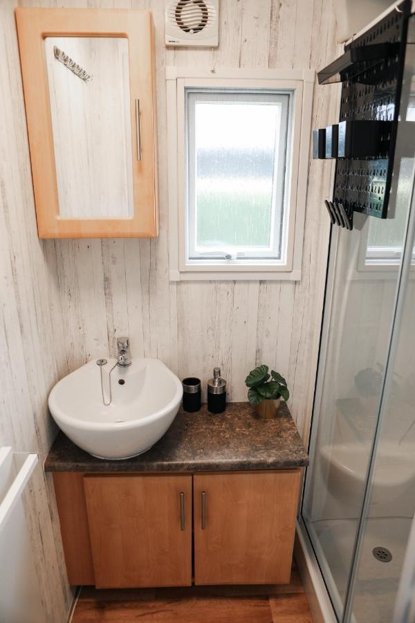 Chalet Op 5* Camping De Paardekreek Kortgene Esterno foto